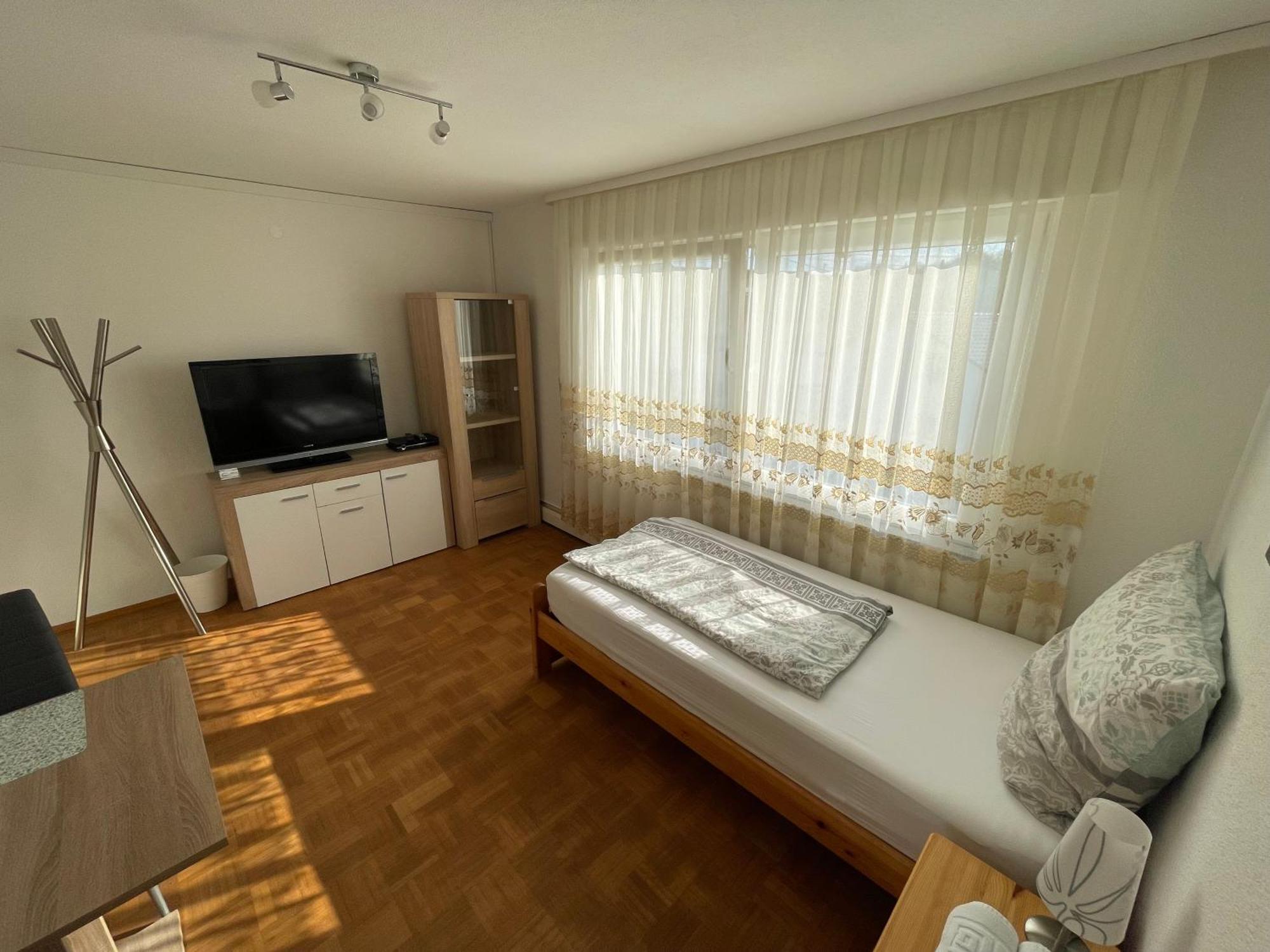 Nita Hotel Frickenhausen  Buitenkant foto